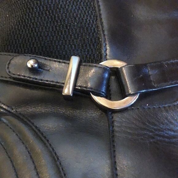 𝅺Aquatalia mid calf black leather boots - Picture 4 of 13